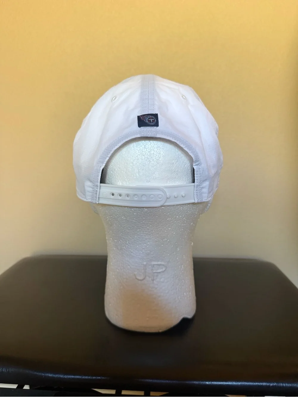 Tennessee Titans White Baseball Cap - Official Team Hat